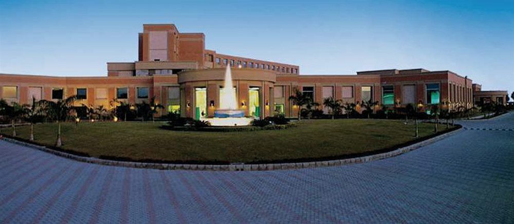 Aveda Hotel - Ludhiana Ludhijána Exteriér fotografie